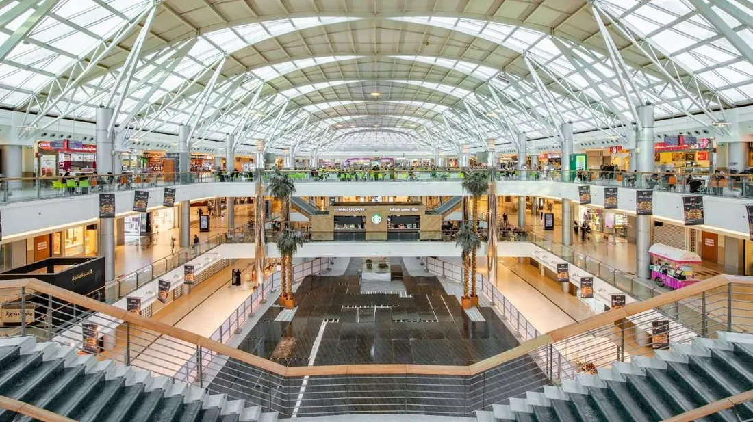Guinness World Record: Largest Indoor Ship Model